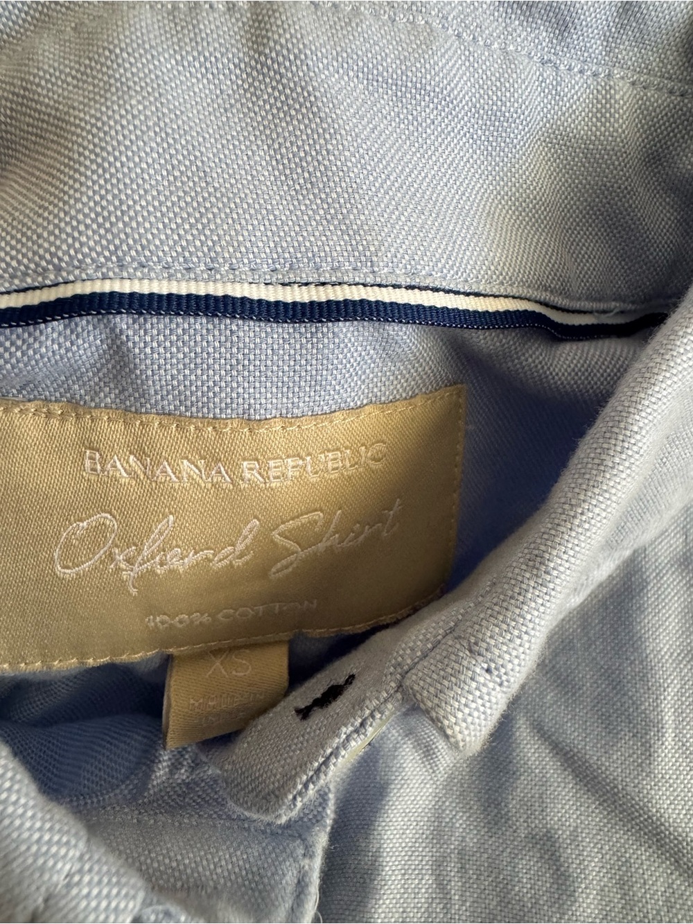 Banana Republic Women’s Light Blue Oxford Button-Down Shirt XS Cotton